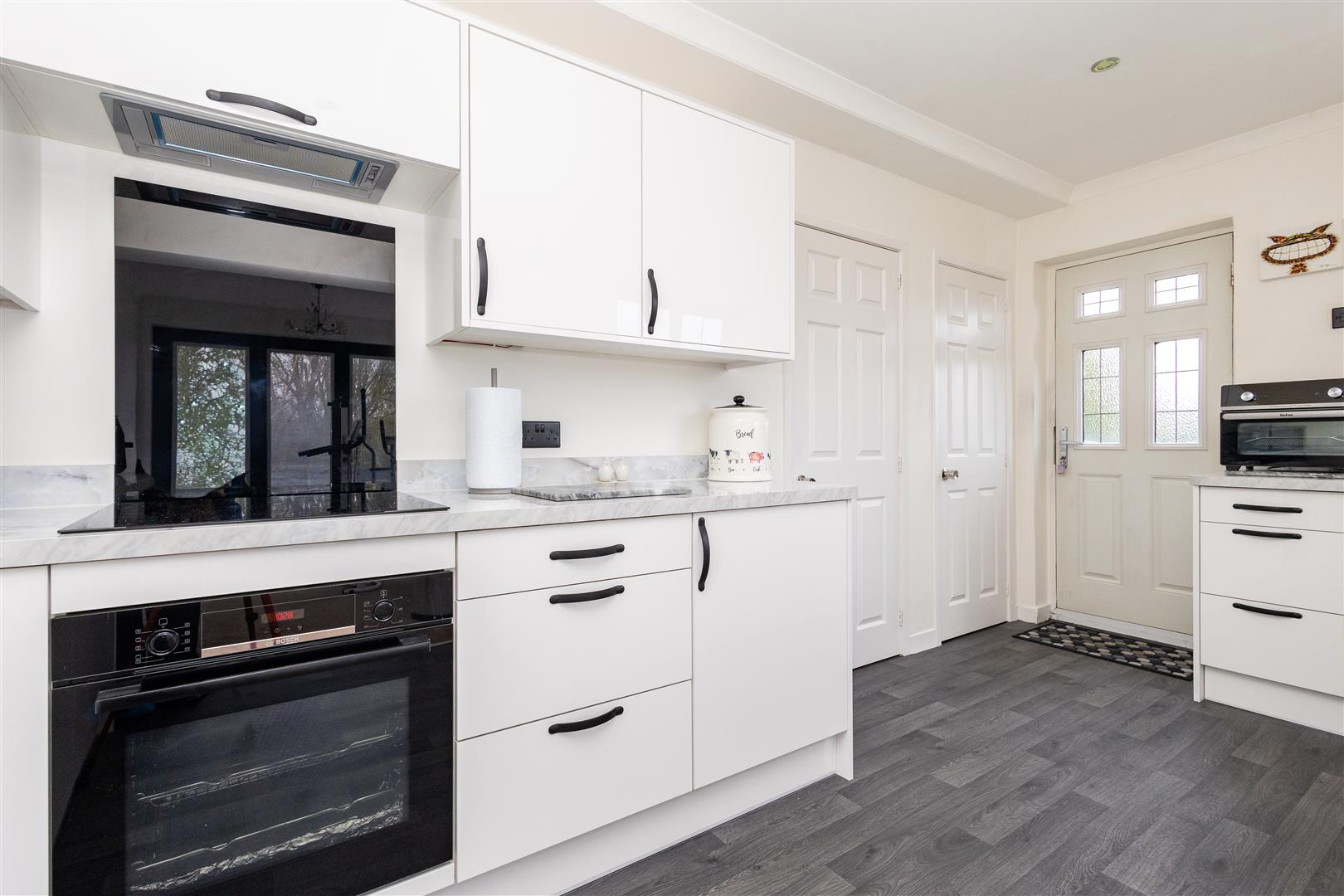 3 bed property in Glendale Avenue, Preston